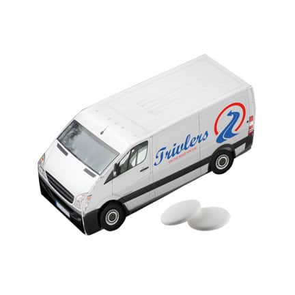 Bedrukte bestelauto gevuld met imperiales